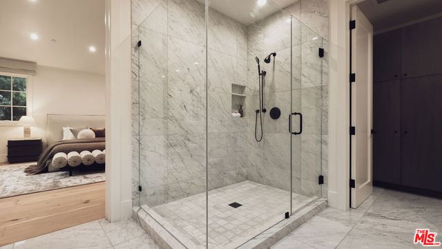 1507 N Bundy Drive, Los Angeles, CA 90049