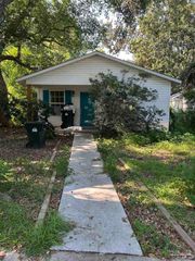 2304 W Yonge St, Pensacola, FL 32505