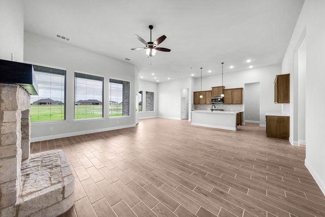 8210 Westburn Street, Greenville, TX 75402