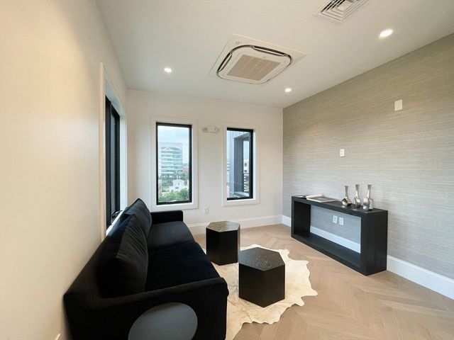 50 Leo M. Birmingham Pkwy 409, Boston, MA 02135