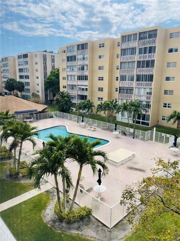 620 NE 12th Ave 406, Hallandale Beach, FL 33009