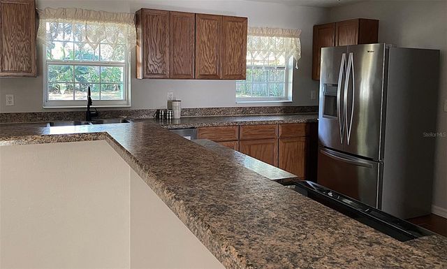 11585 SE 129TH LANE, Ocklawaha, FL 32179