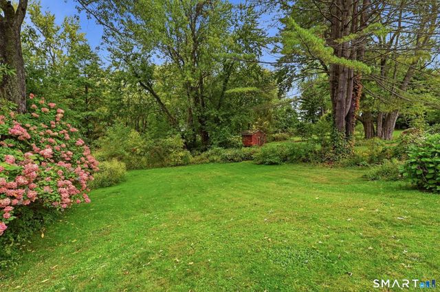 60 Russell Avenue, Suffield, CT 06078