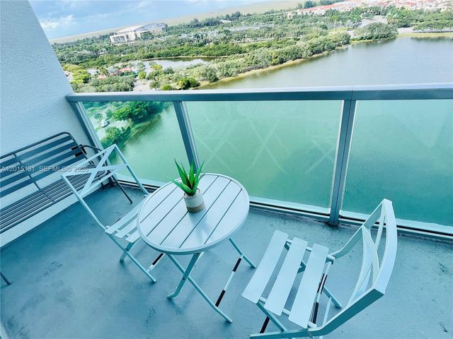 2681 N Flamingo Rd 2004S, Sunrise, FL 33323