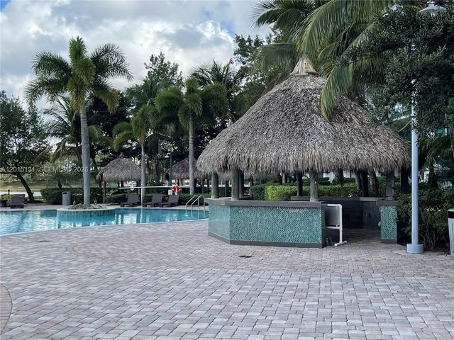 2681 N Flamingo Rd 2004S, Sunrise, FL 33323