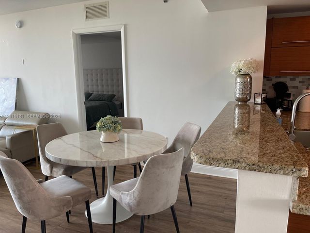 2681 N Flamingo Rd 2004S, Sunrise, FL 33323