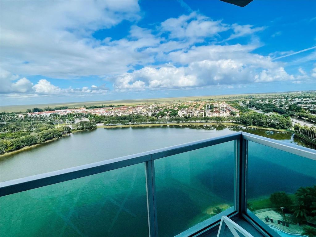 2681 N Flamingo Rd 2004S, Sunrise, FL 33323