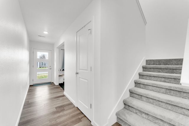 3905 E Linden Lane, Brookline, MO 65619