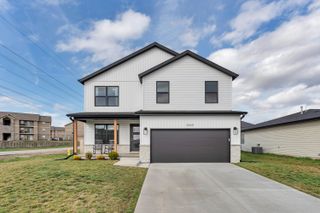 3905 E Linden Lane, Brookline, MO 65619