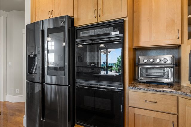 6706 Cedar View Court NE, Cedar Rapids, IA 52411