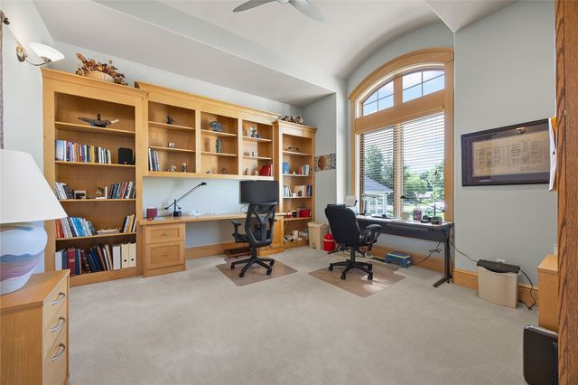 6706 Cedar View Court NE, Cedar Rapids, IA 52411