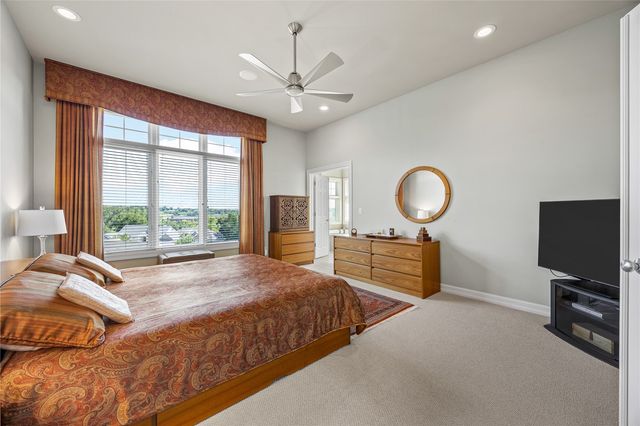 6706 Cedar View Court NE, Cedar Rapids, IA 52411
