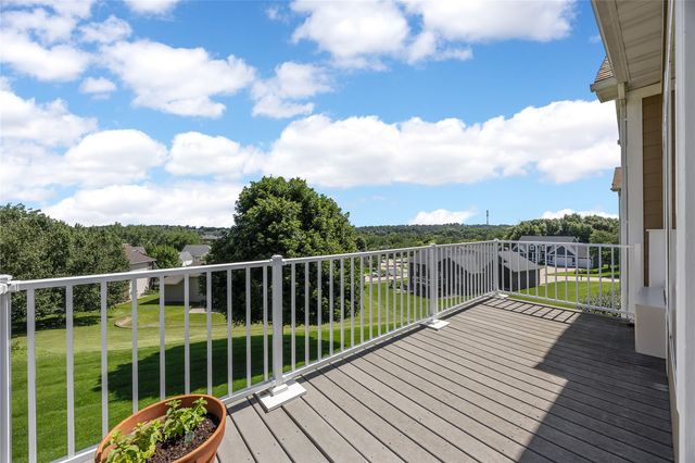 6706 Cedar View Court NE, Cedar Rapids, IA 52411