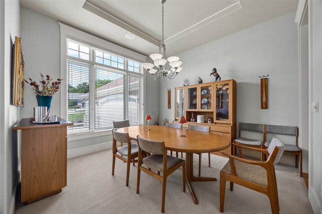 6706 Cedar View Court NE, Cedar Rapids, IA 52411
