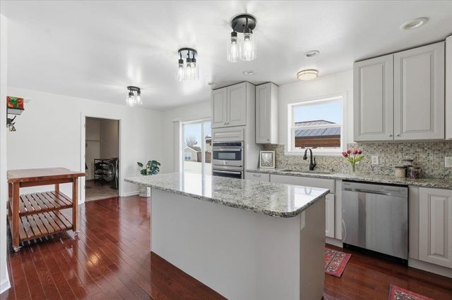 3338 Bradbury Road, Madison, WI 53719