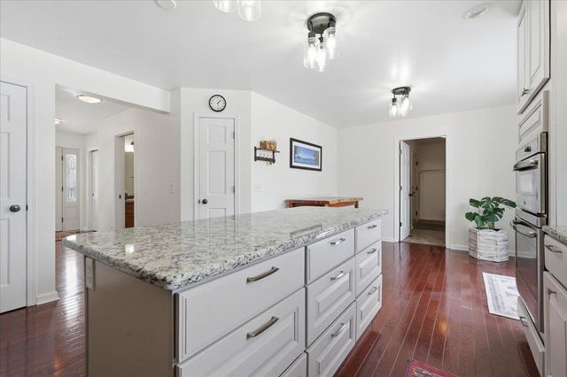 3338 Bradbury Road, Madison, WI 53719