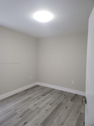 12132 SW 218 St 12132, Miami, FL 33170