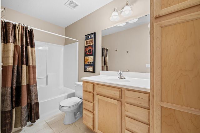 14046 53rd Avenue N, Plymouth, MN 55446