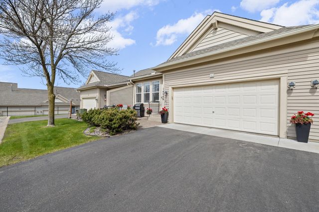 14046 53rd Avenue N, Plymouth, MN 55446
