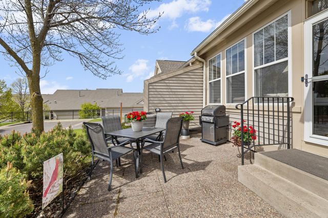 14046 53rd Avenue N, Plymouth, MN 55446