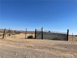19500 Panamint, Helendale, CA 92311