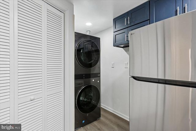 11712 SEVEN LOCKS RD, Potomac, MD 20854