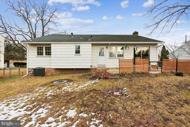 11712 SEVEN LOCKS RD, Potomac, MD 20854