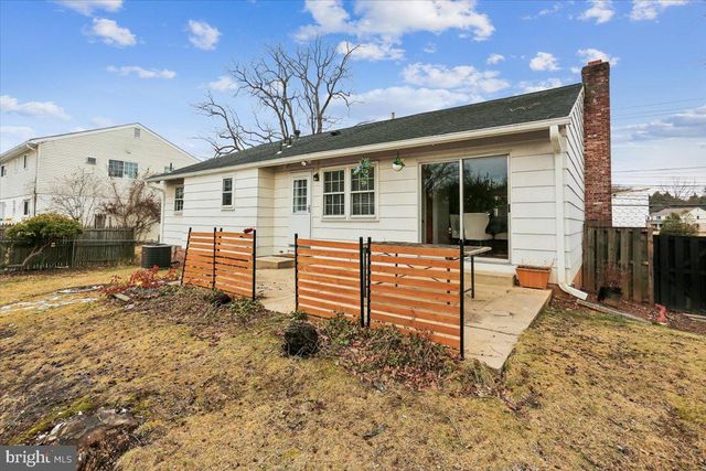 11712 SEVEN LOCKS RD, Potomac, MD 20854