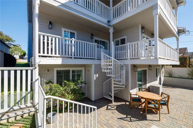 1219 S Irena, Redondo Beach, CA 90277