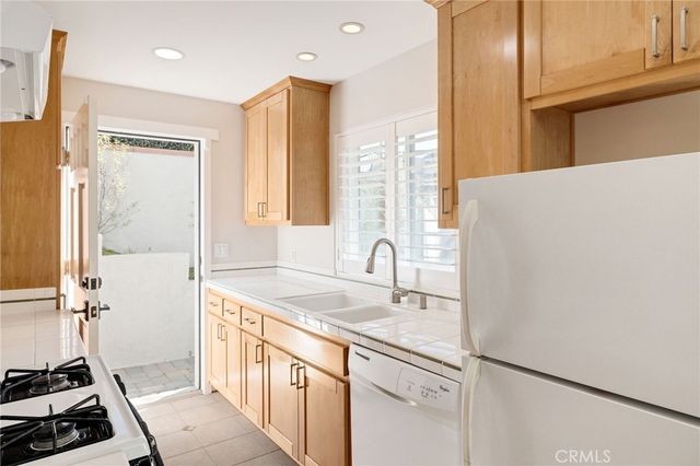 1219 S Irena, Redondo Beach, CA 90277