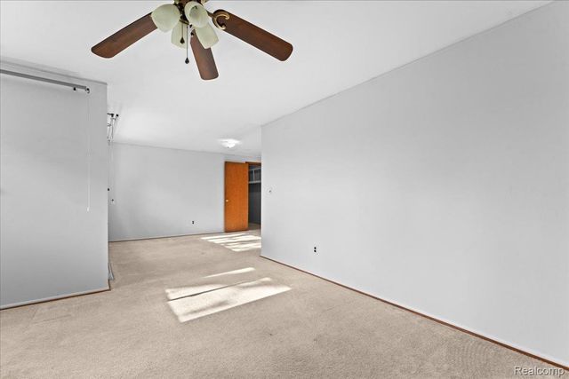 2600 Grange Road, Trenton, MI 48183