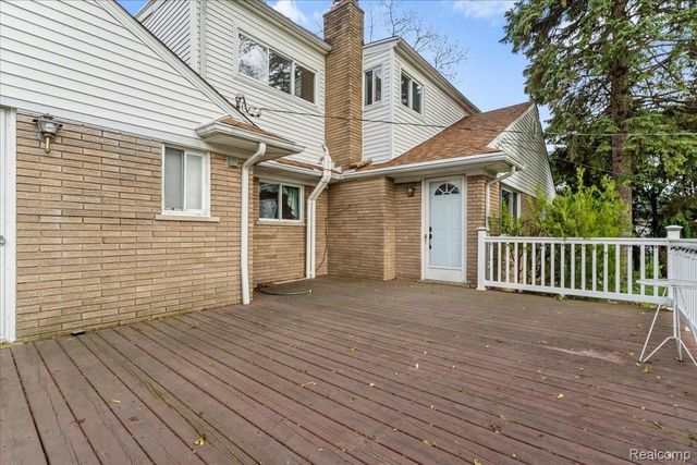 2600 Grange Road, Trenton, MI 48183