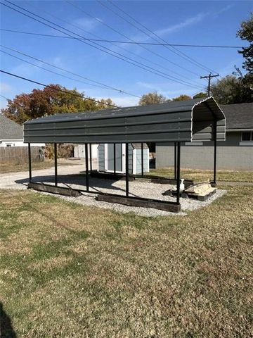 2829 Penn Street, St Joseph, MO 64507