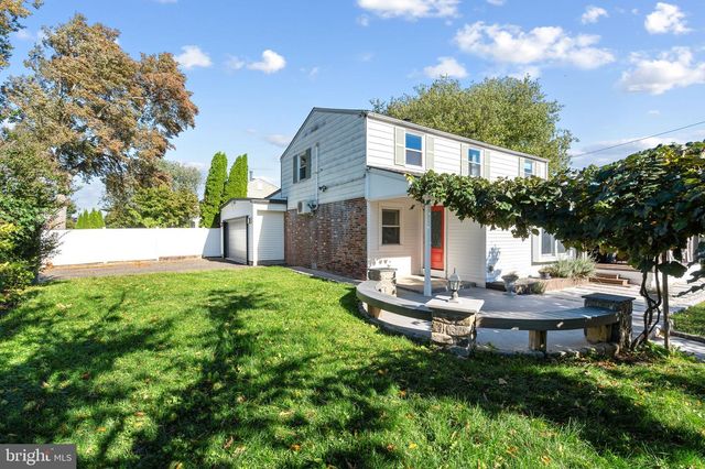 10165 FERNDALE ST, Philadelphia, PA 19116