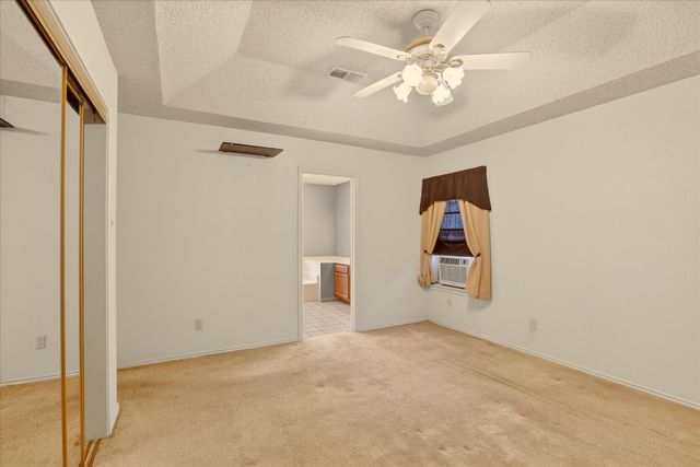 1017 Parkhill Avenue, Saginaw, TX 76179