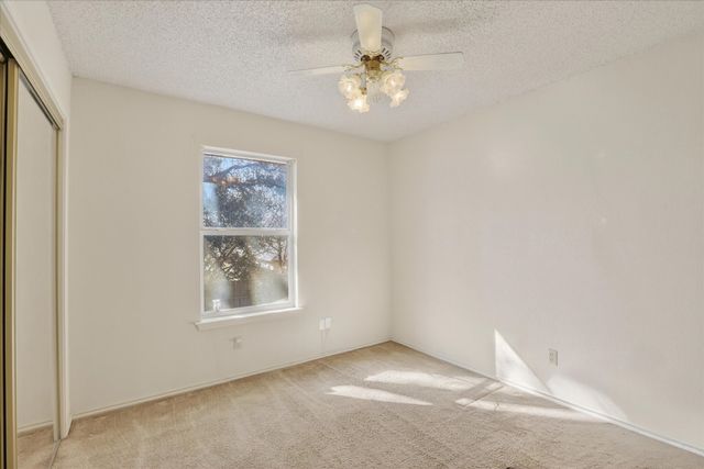 1017 Parkhill Avenue, Saginaw, TX 76179