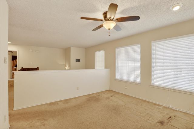 1017 Parkhill Avenue, Saginaw, TX 76179