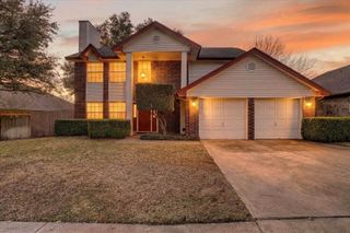 1017 Parkhill Avenue, Saginaw, TX 76179