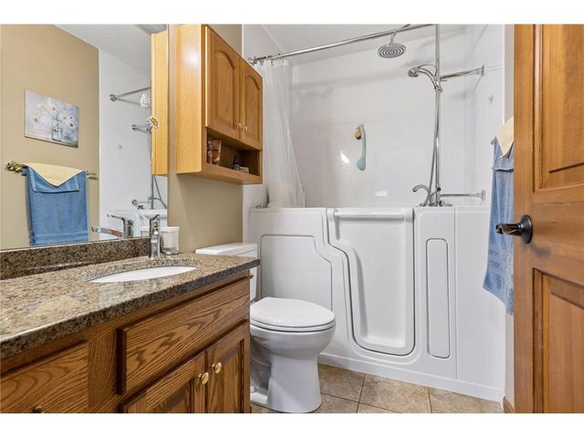 843 Leroy Lane, River Falls, WI 54022