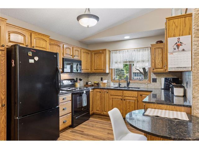 843 Leroy Lane, River Falls, WI 54022