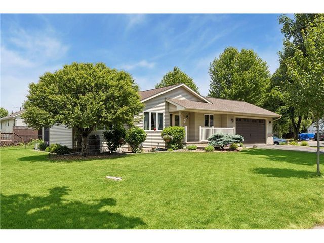 843 Leroy Lane, River Falls, WI 54022