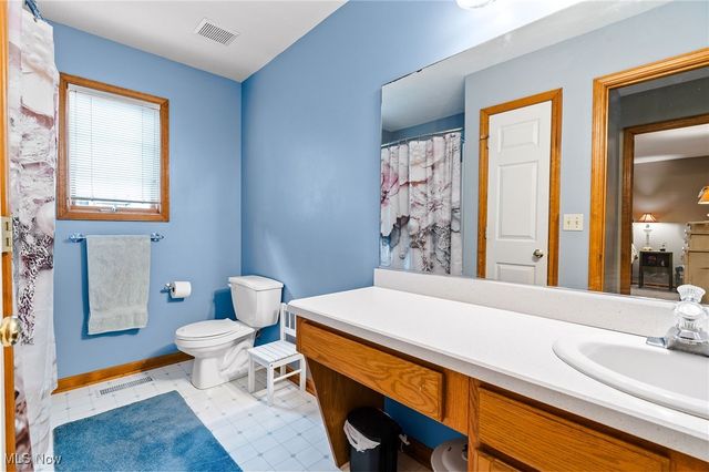 16541 Sunwood Oval, Strongsville, OH 44136