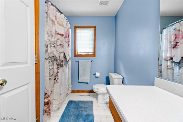 16541 Sunwood Oval, Strongsville, OH 44136