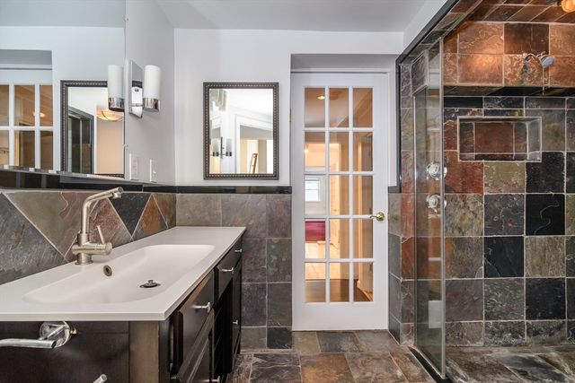 15 Mackintosh Avenue, Needham, MA 02492