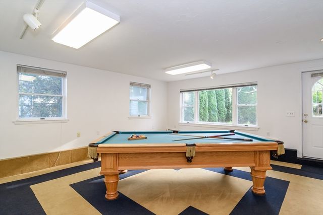 15 Mackintosh Avenue, Needham, MA 02492