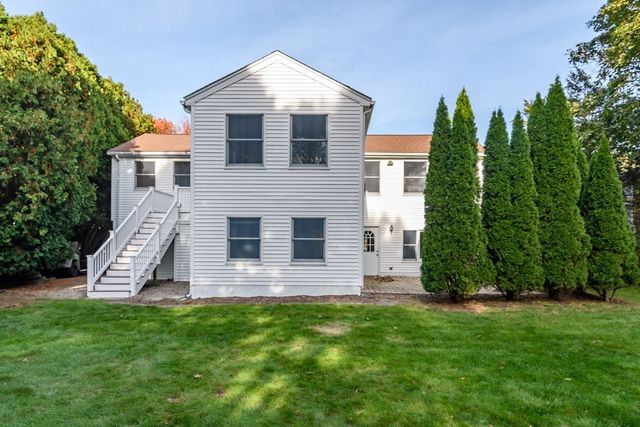 15 Mackintosh Avenue, Needham, MA 02492