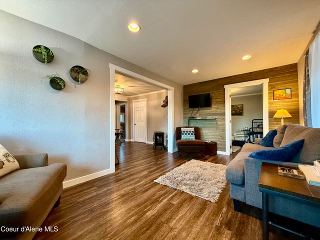 124 W Idaho Ave, Kellogg, ID 83837