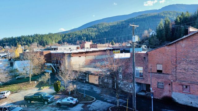 124 W Idaho Ave, Kellogg, ID 83837