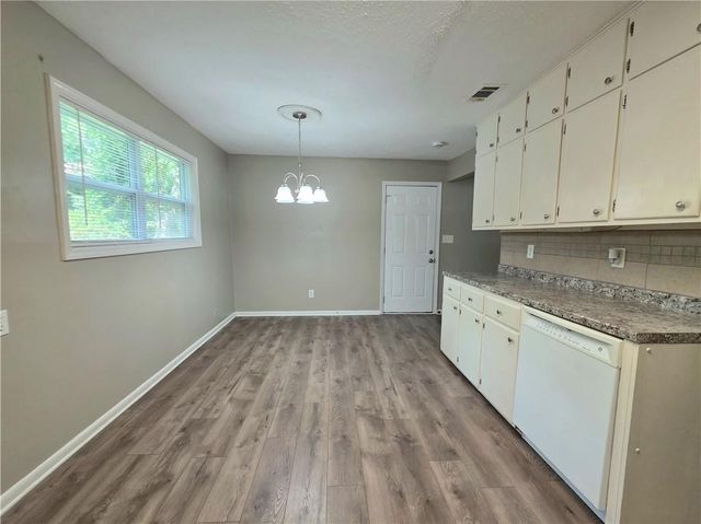 3460 Meadowview Drive, Lithia Springs, GA 30122