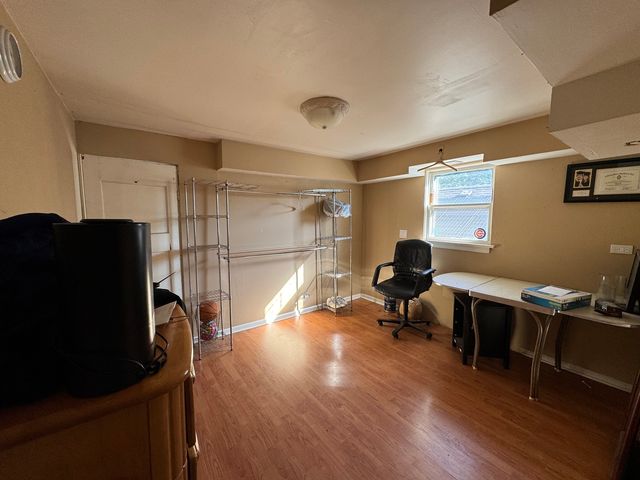 3240 CUYLER Avenue, Berwyn, IL 60402